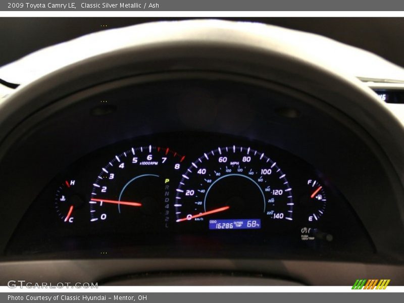 Classic Silver Metallic / Ash 2009 Toyota Camry LE