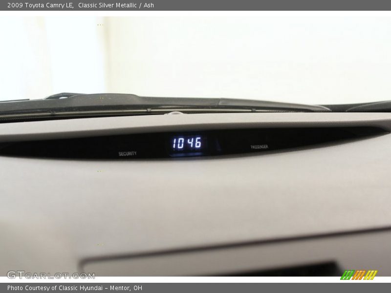 Classic Silver Metallic / Ash 2009 Toyota Camry LE