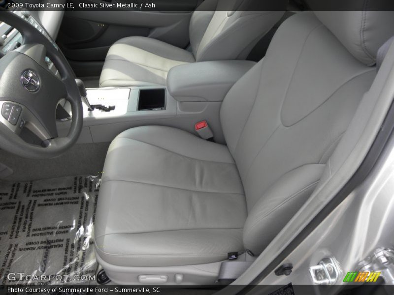 Classic Silver Metallic / Ash 2009 Toyota Camry LE