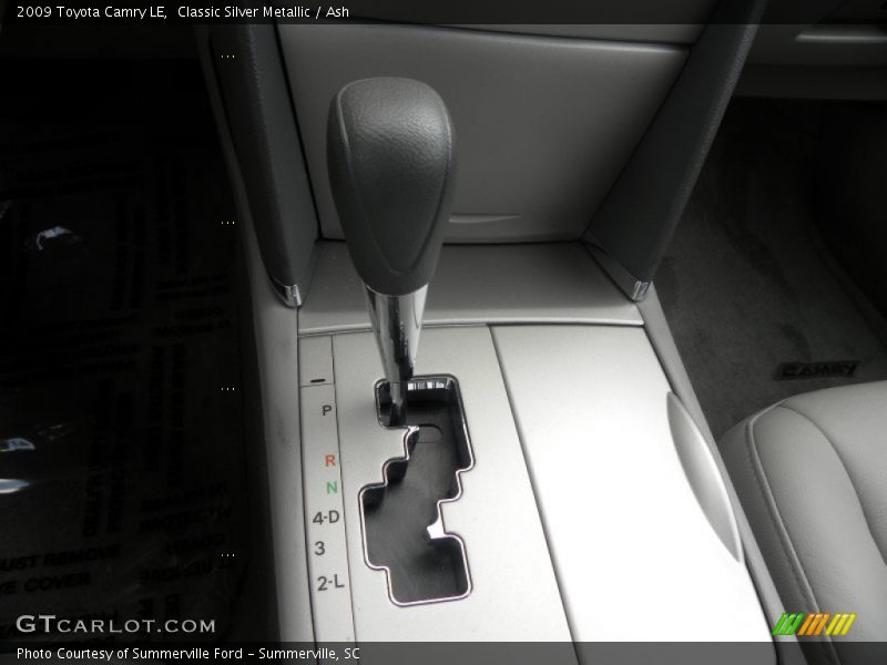 Classic Silver Metallic / Ash 2009 Toyota Camry LE