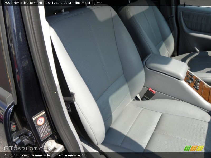 Azure Blue Metallic / Ash 2000 Mercedes-Benz ML 320 4Matic