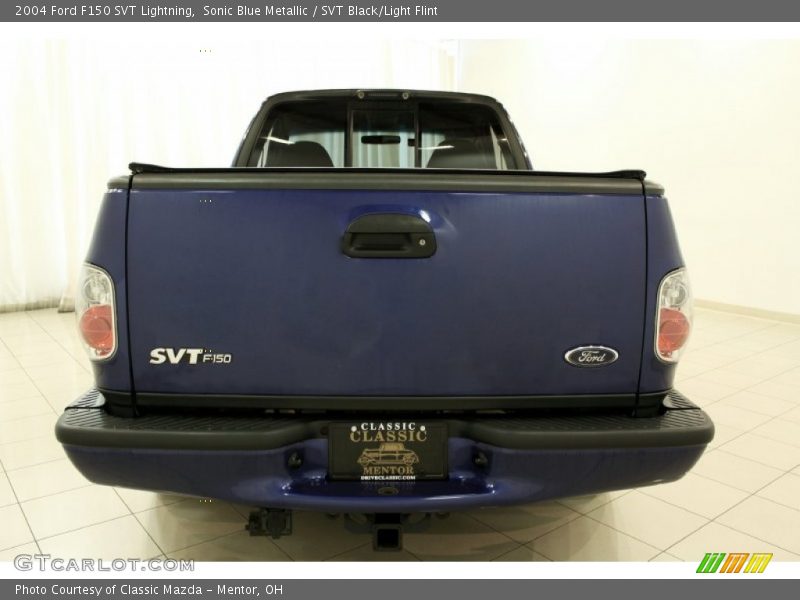 Sonic Blue Metallic / SVT Black/Light Flint 2004 Ford F150 SVT Lightning