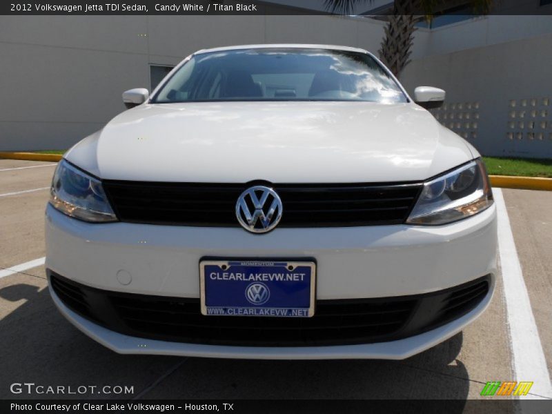 Candy White / Titan Black 2012 Volkswagen Jetta TDI Sedan