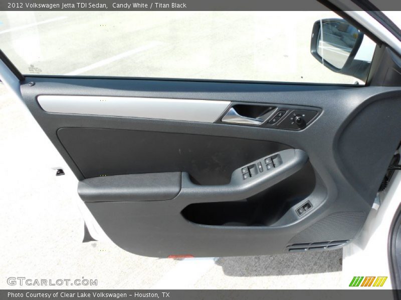 Candy White / Titan Black 2012 Volkswagen Jetta TDI Sedan