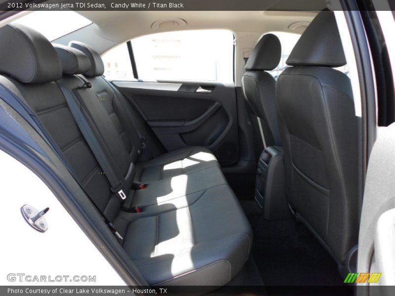 Candy White / Titan Black 2012 Volkswagen Jetta TDI Sedan