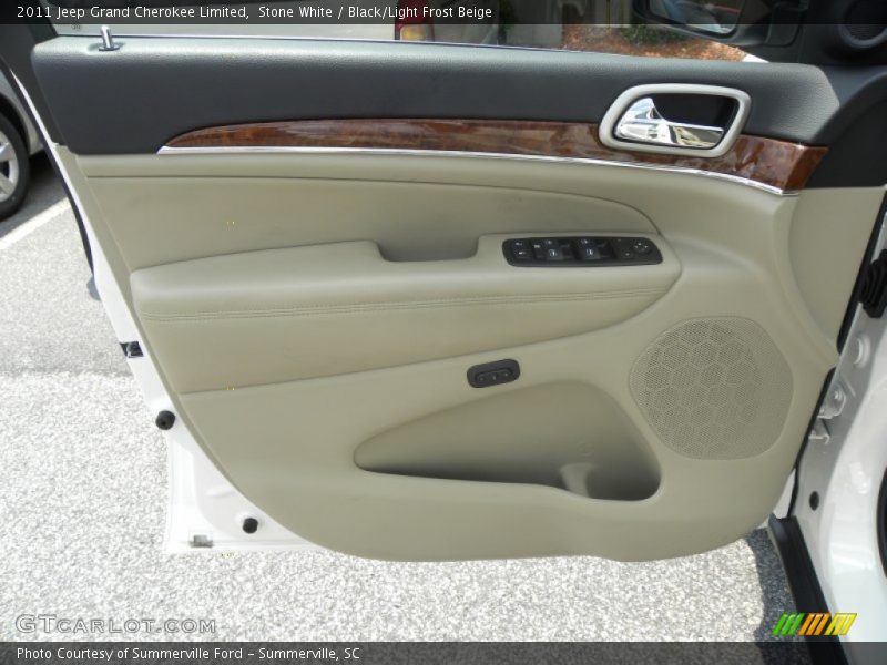 Stone White / Black/Light Frost Beige 2011 Jeep Grand Cherokee Limited