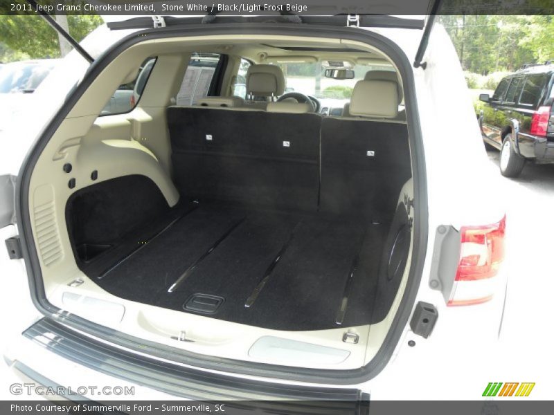 Stone White / Black/Light Frost Beige 2011 Jeep Grand Cherokee Limited