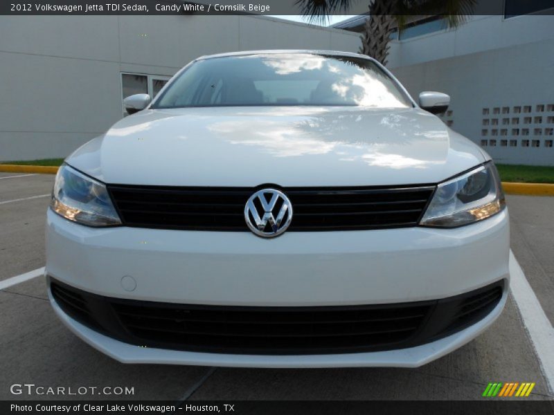Candy White / Cornsilk Beige 2012 Volkswagen Jetta TDI Sedan