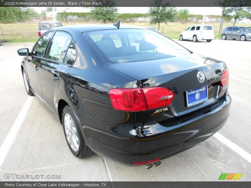 Black / Titan Black 2012 Volkswagen Jetta SE Sedan