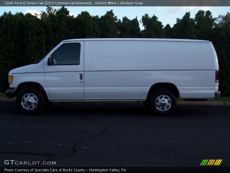 Oxford White / Medium Gray 1996 Ford E Series Van E250 Commercial Extended