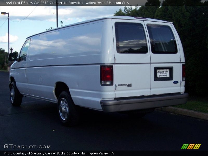 Oxford White / Medium Gray 1996 Ford E Series Van E250 Commercial Extended