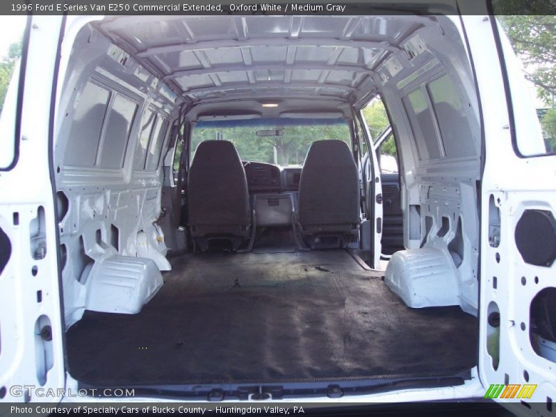 Oxford White / Medium Gray 1996 Ford E Series Van E250 Commercial Extended