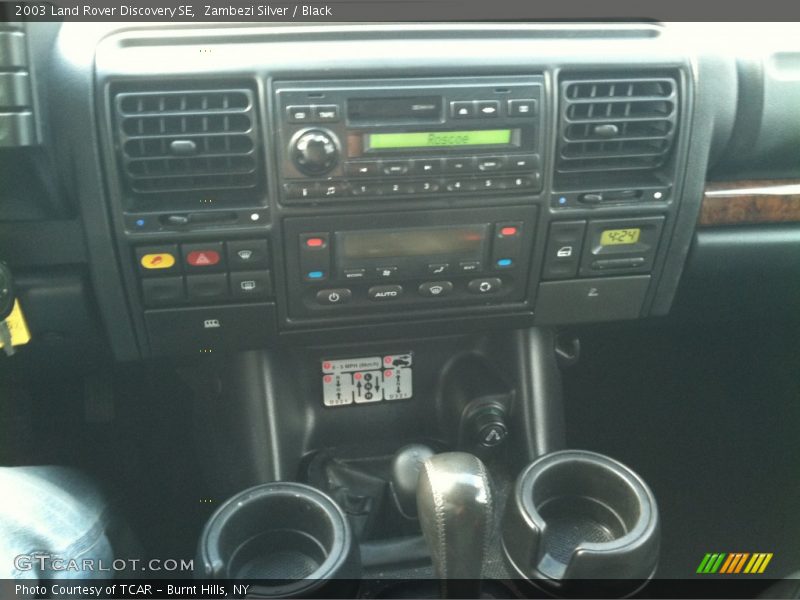 Zambezi Silver / Black 2003 Land Rover Discovery SE