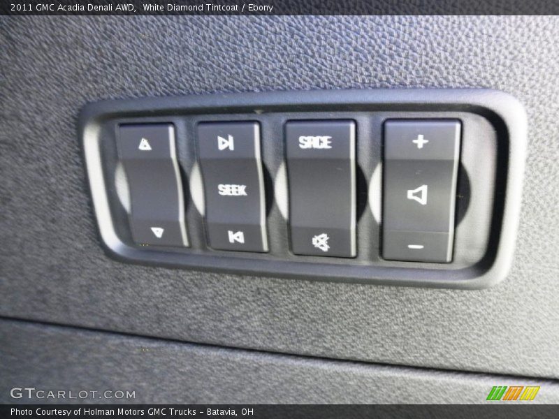 White Diamond Tintcoat / Ebony 2011 GMC Acadia Denali AWD