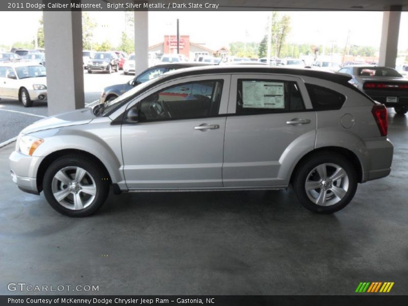 Bright Silver Metallic / Dark Slate Gray 2011 Dodge Caliber Mainstreet