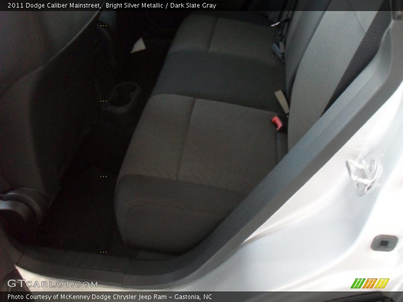 Bright Silver Metallic / Dark Slate Gray 2011 Dodge Caliber Mainstreet