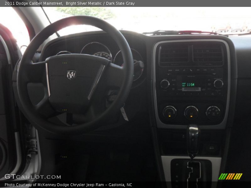 Bright Silver Metallic / Dark Slate Gray 2011 Dodge Caliber Mainstreet