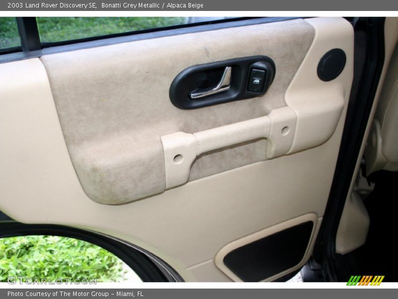 Bonatti Grey Metallic / Alpaca Beige 2003 Land Rover Discovery SE
