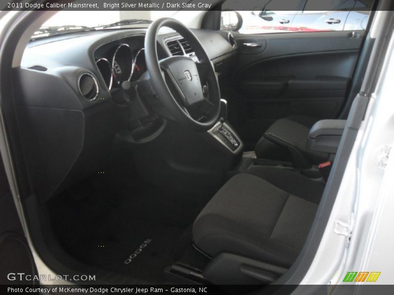 Bright Silver Metallic / Dark Slate Gray 2011 Dodge Caliber Mainstreet