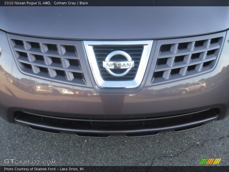 Gotham Gray / Black 2010 Nissan Rogue SL AWD