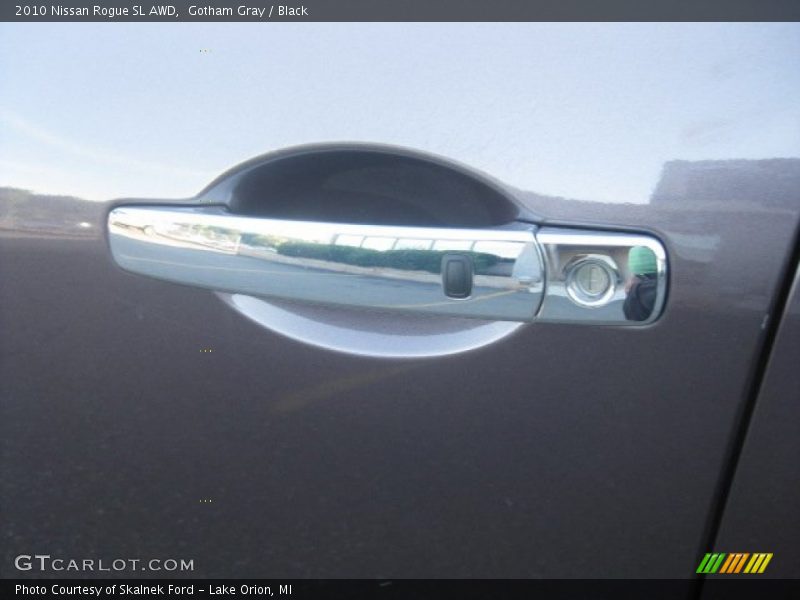 Gotham Gray / Black 2010 Nissan Rogue SL AWD