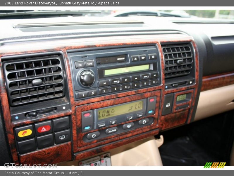 Bonatti Grey Metallic / Alpaca Beige 2003 Land Rover Discovery SE