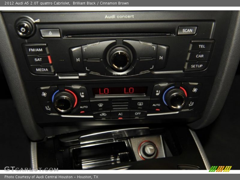 Controls of 2012 A5 2.0T quattro Cabriolet
