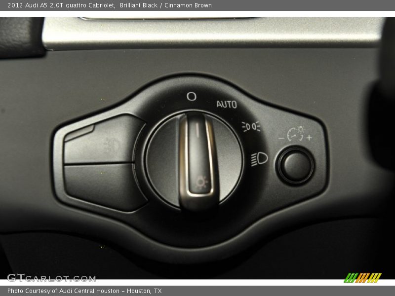 Controls of 2012 A5 2.0T quattro Cabriolet