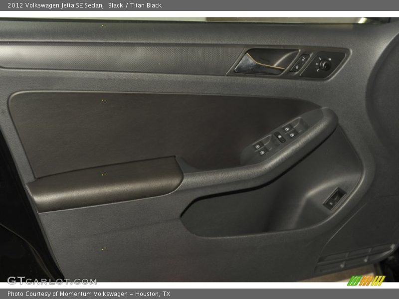 Black / Titan Black 2012 Volkswagen Jetta SE Sedan