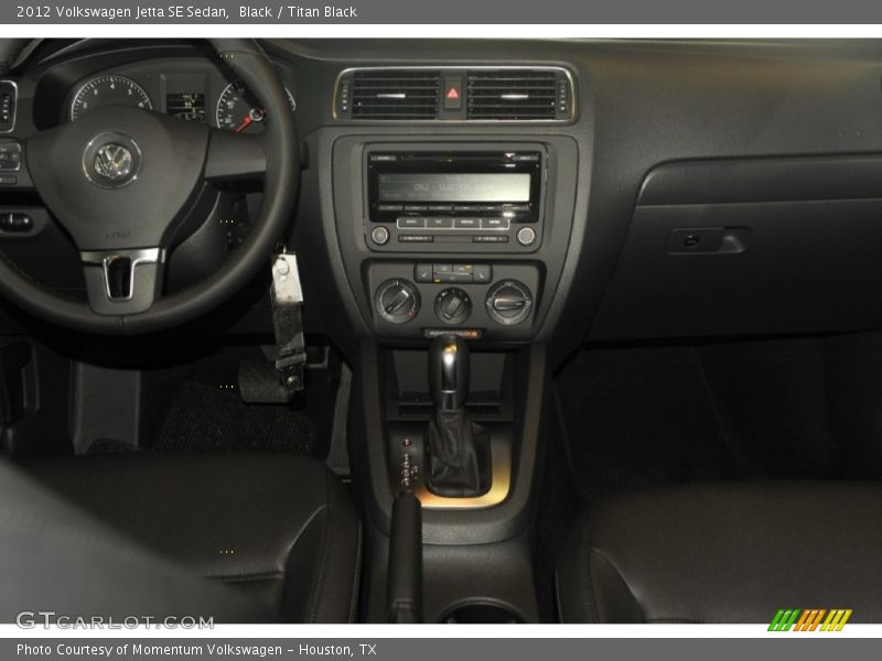 Black / Titan Black 2012 Volkswagen Jetta SE Sedan