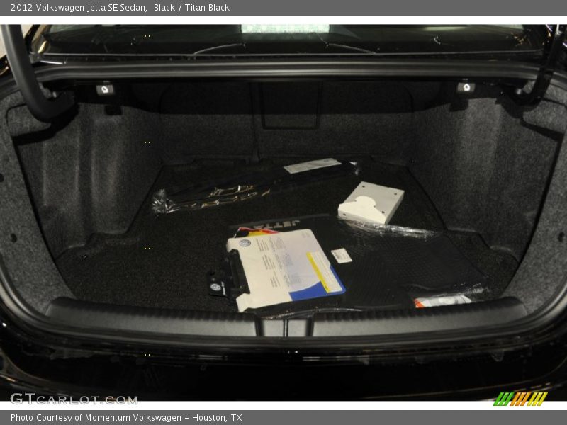 Black / Titan Black 2012 Volkswagen Jetta SE Sedan