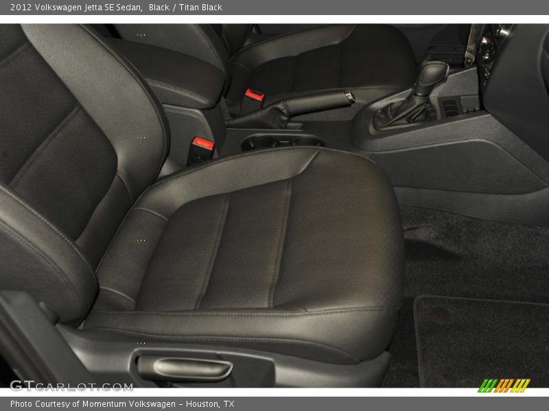 Black / Titan Black 2012 Volkswagen Jetta SE Sedan