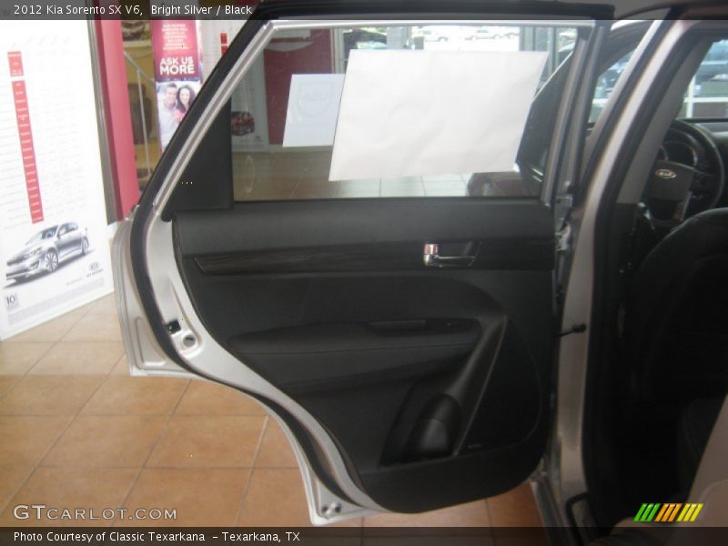 Bright Silver / Black 2012 Kia Sorento SX V6