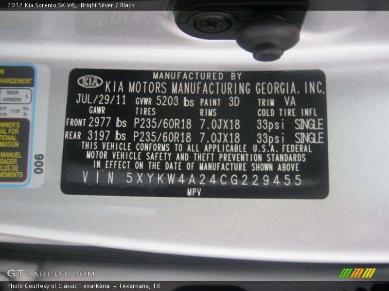 Bright Silver / Black 2012 Kia Sorento SX V6