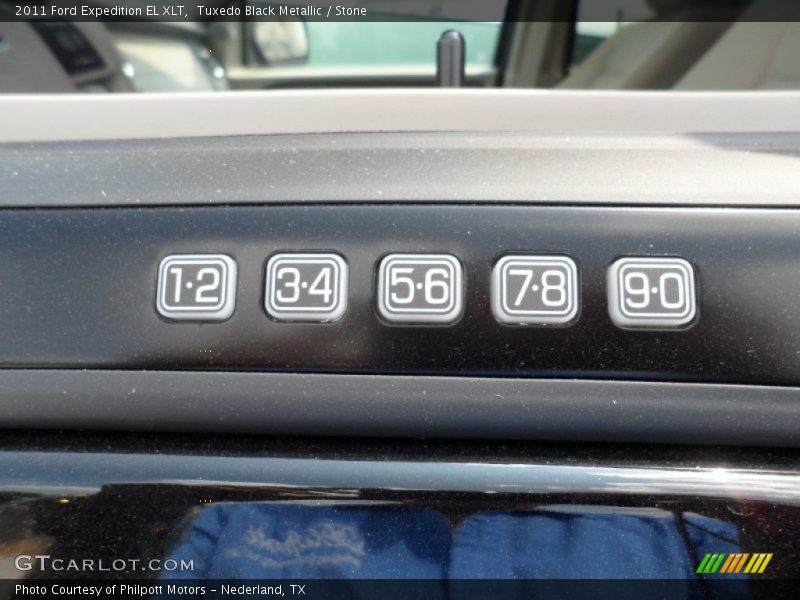 Tuxedo Black Metallic / Stone 2011 Ford Expedition EL XLT