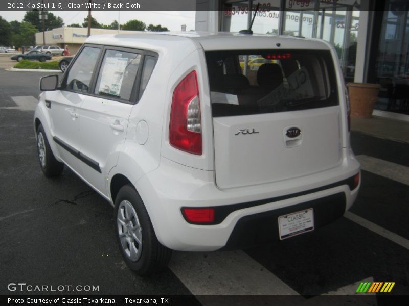 Clear White / Black Cloth 2012 Kia Soul 1.6