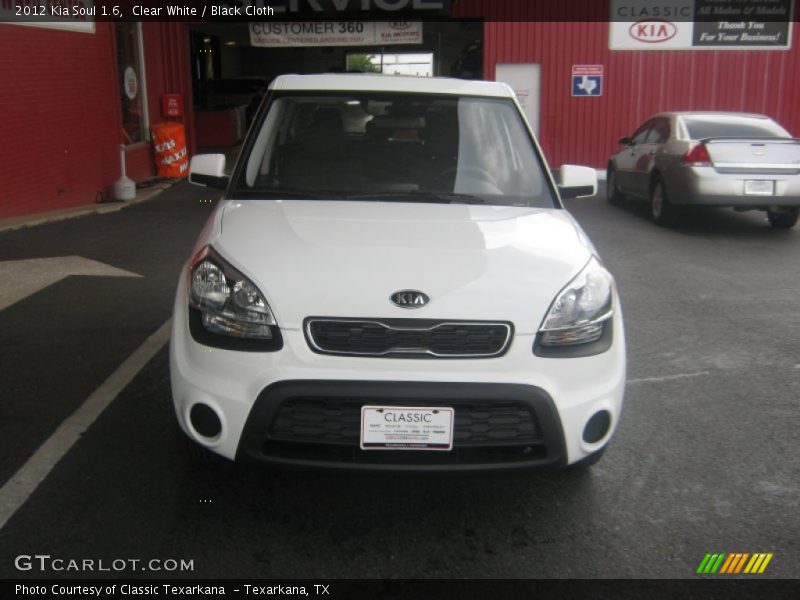 Clear White / Black Cloth 2012 Kia Soul 1.6