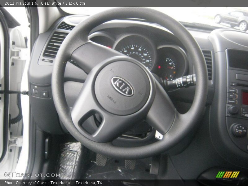 Clear White / Black Cloth 2012 Kia Soul 1.6