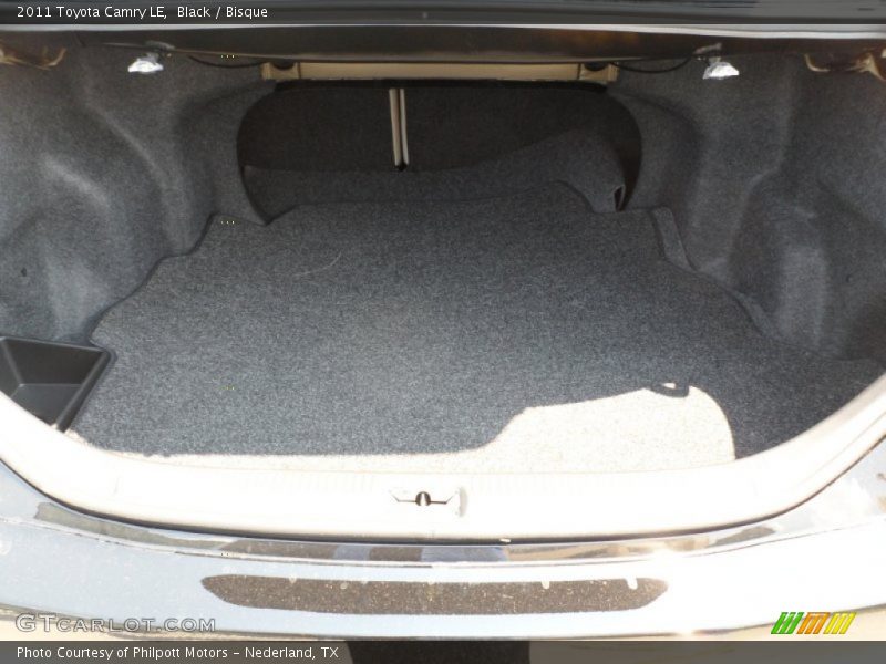 Black / Bisque 2011 Toyota Camry LE
