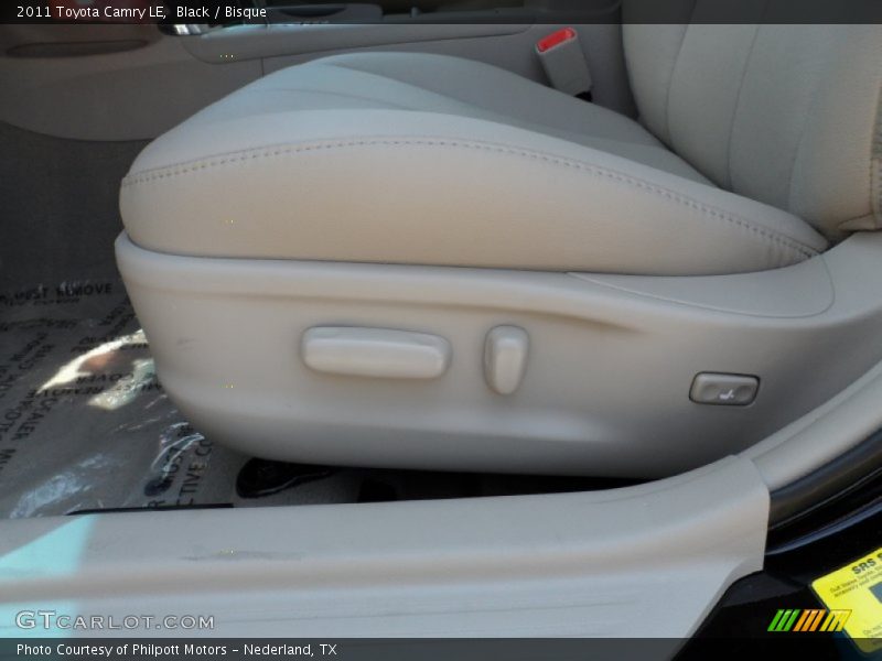 Black / Bisque 2011 Toyota Camry LE