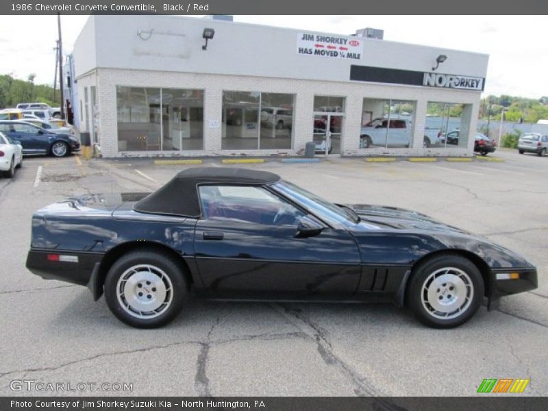 Black / Red 1986 Chevrolet Corvette Convertible