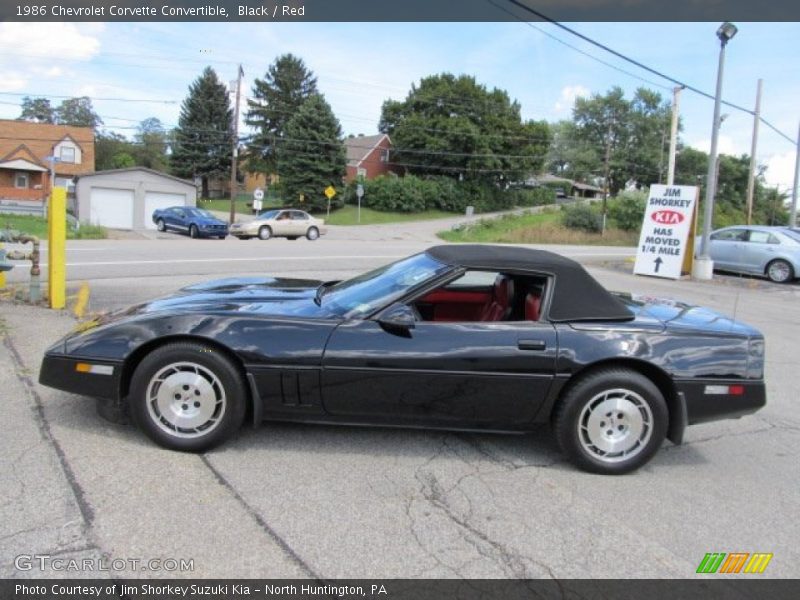 Black / Red 1986 Chevrolet Corvette Convertible