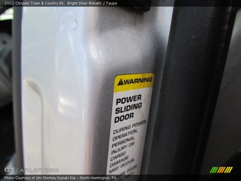 Bright Silver Metallic / Taupe 2002 Chrysler Town & Country EX