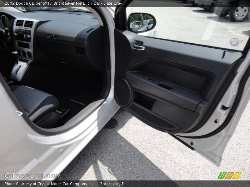 Bright Silver Metallic / Dark Slate Gray 2009 Dodge Caliber SXT