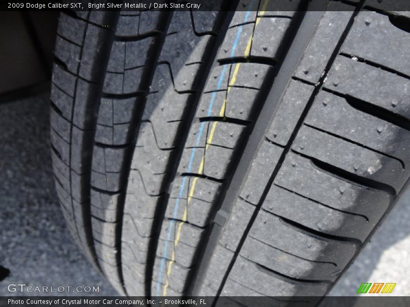 Bright Silver Metallic / Dark Slate Gray 2009 Dodge Caliber SXT