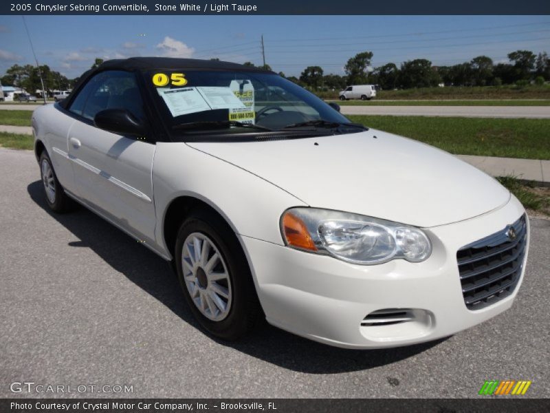Front 3/4 View of 2005 Sebring Convertible
