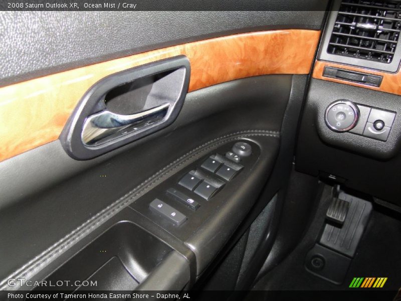 Ocean Mist / Gray 2008 Saturn Outlook XR
