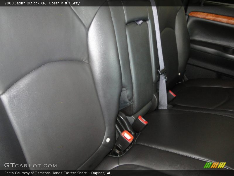 Ocean Mist / Gray 2008 Saturn Outlook XR