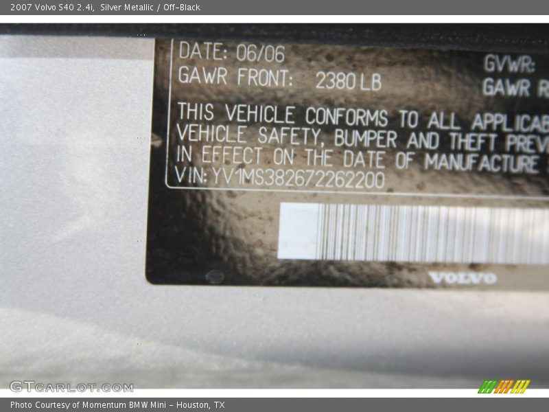Silver Metallic / Off-Black 2007 Volvo S40 2.4i