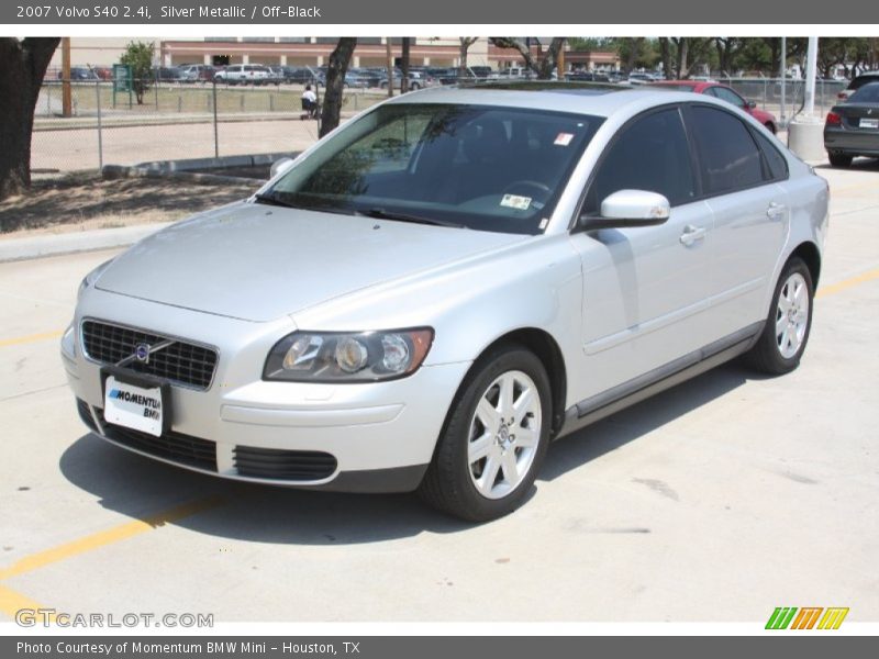 Silver Metallic / Off-Black 2007 Volvo S40 2.4i